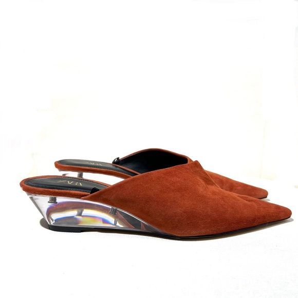 Zara Suede Mules - Picture 2 of 6